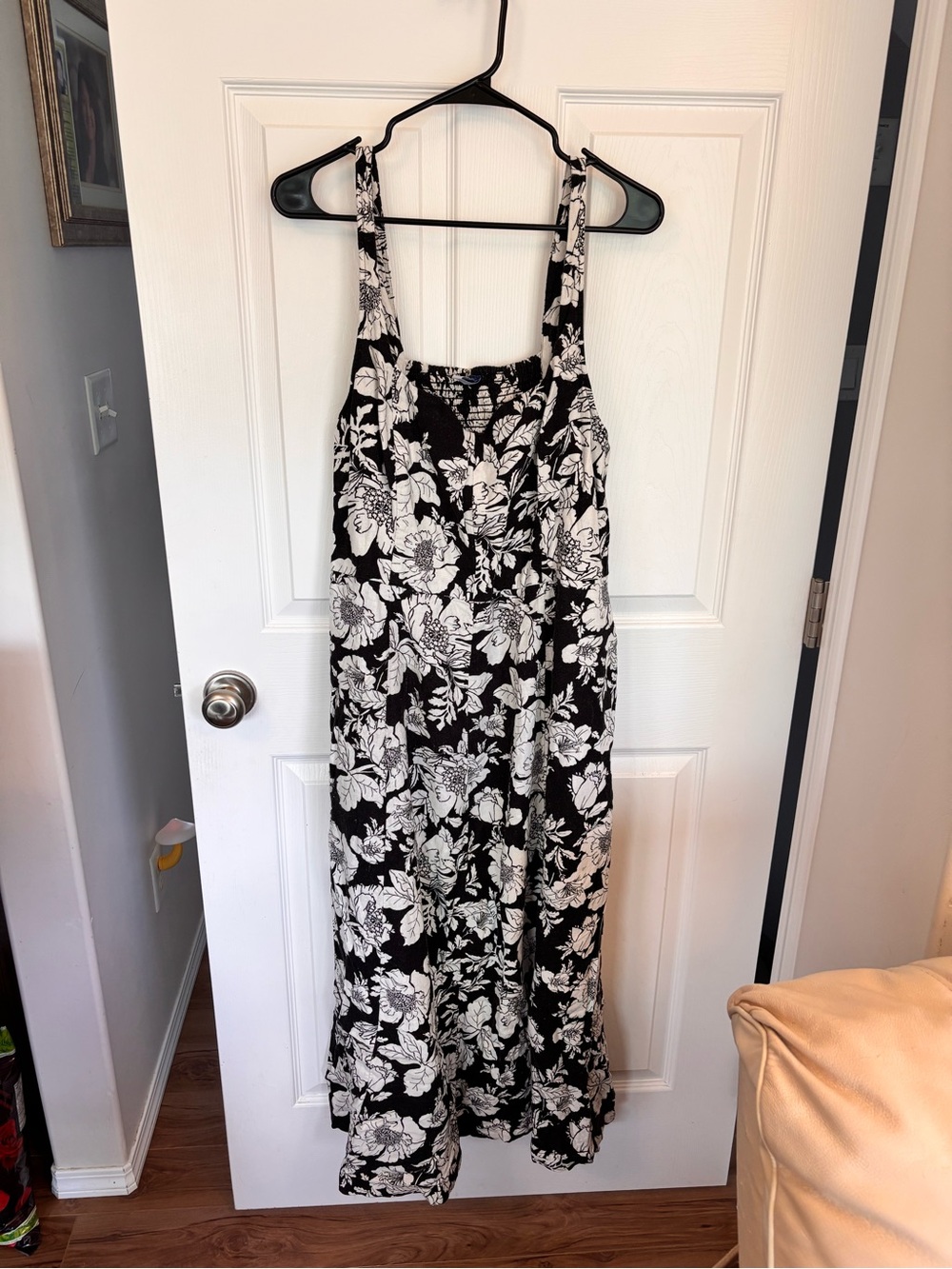 Old Navy Black & White Floral Maxi Dress - Sleeveless Linen Dress